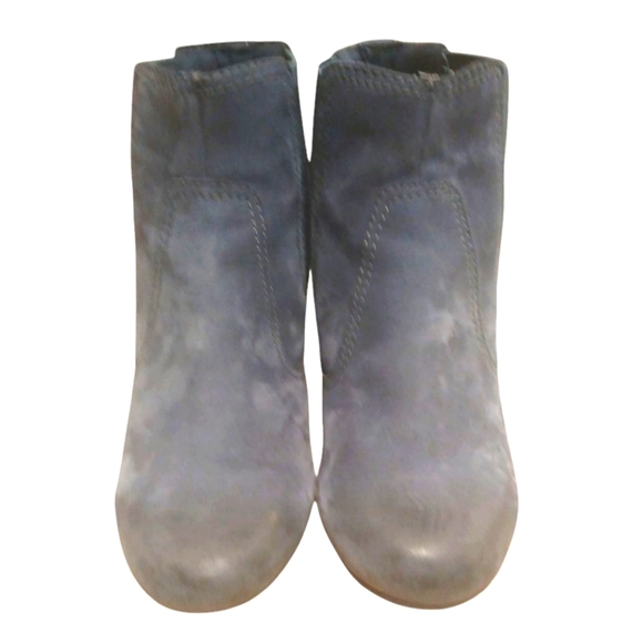 Clarks Blue Suede Ankle Boots Womens Booties Size 8.5 - Picture 3 of 11